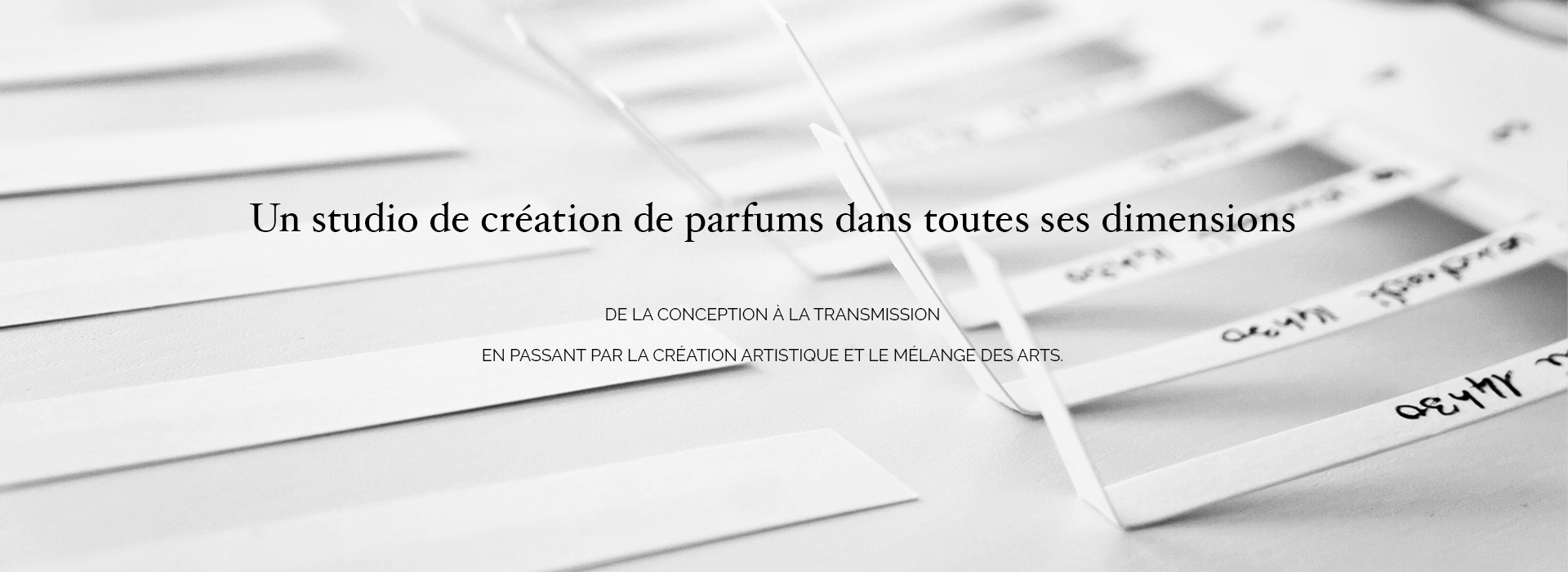 Les-Olfactines-studio-de-création-de-parfum-slider-1